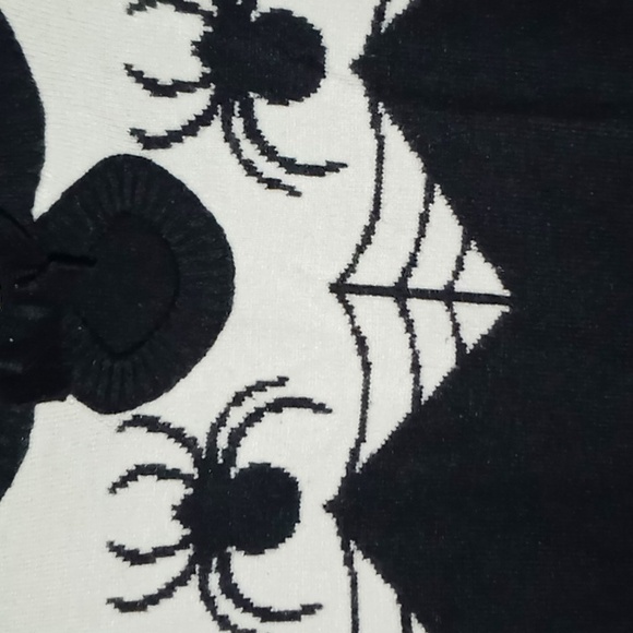 A hell Bunny sweater - Picture 2 of 4